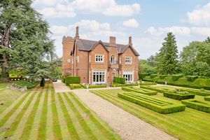 Photo 11- click for photo gallery